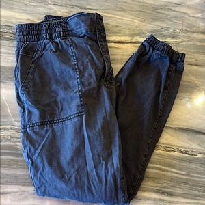 American Eagle Charcoal Black Jogger Pants